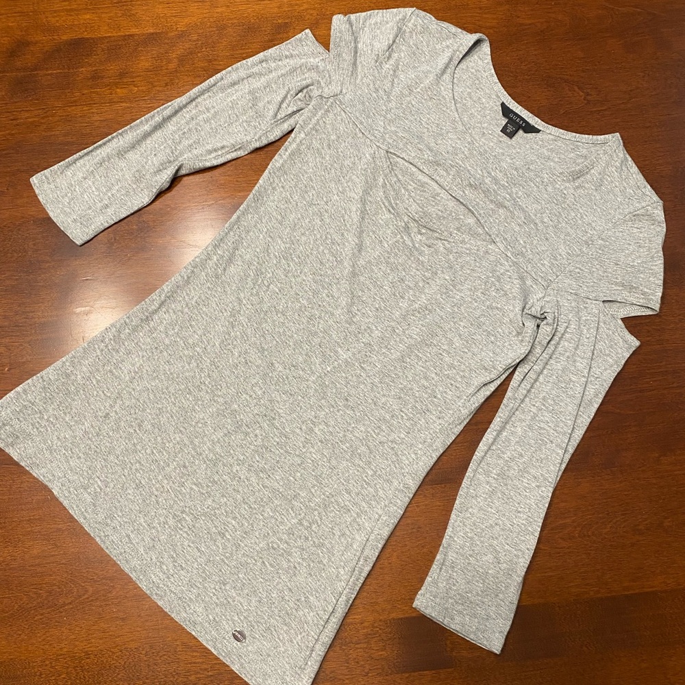 Gray 3/4 Sleeve Guess Top with Cut Out